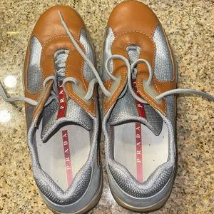 Mens vintage Prada sneakers size 9.5 USA size 42.5 Europe 8.5 UK LIKE NEW